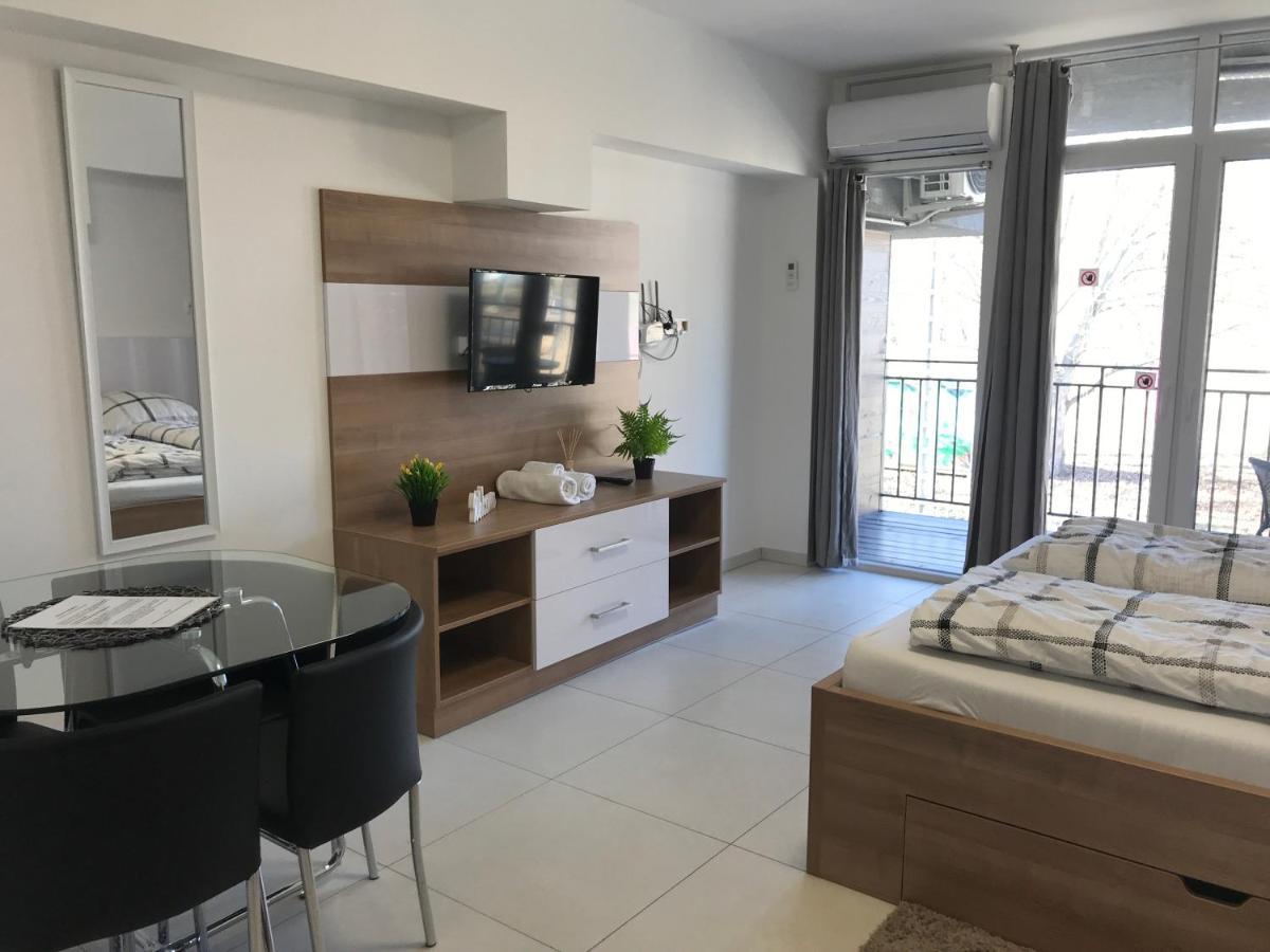 塞格德Tisza Gyongye Apartmanhaz公寓 外观 照片