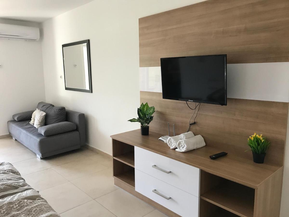 塞格德Tisza Gyongye Apartmanhaz公寓 外观 照片