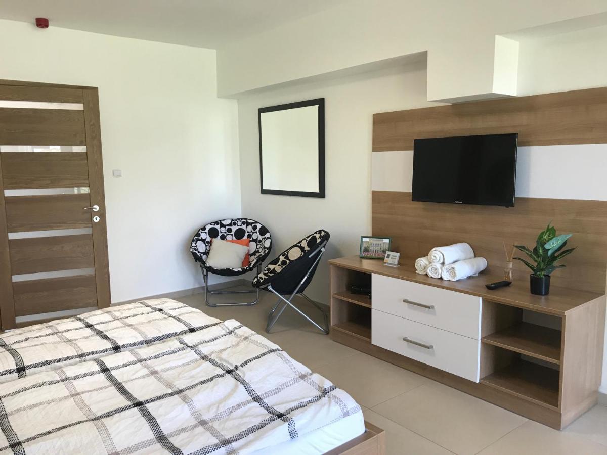 塞格德Tisza Gyongye Apartmanhaz公寓 外观 照片